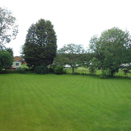 Nettleton Lodge Inn Zimmer foto